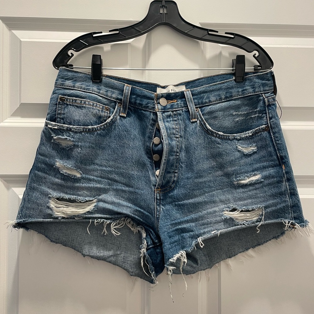 Aritzia Denim Forum Ripped Jean Shorts Size 30